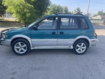 Mitsubishi RVR: 1994 г., 2 л, Автомат, Бензин, Минивэн — 2