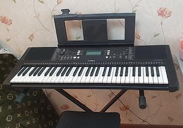 Синтезатор Yamaha (серия PSR, 61 клавиша)В отличном состоянии -