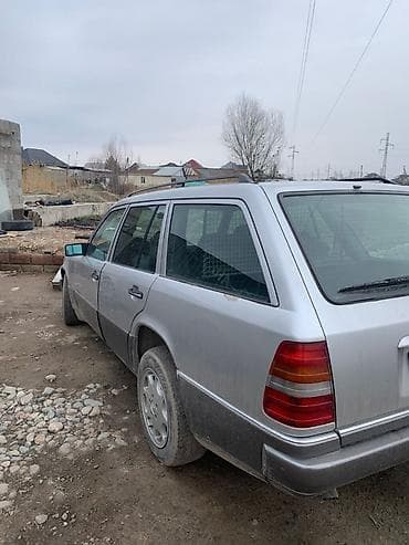 toyota allion: Mercedes-Benz E-Class: 1995 г., 2.2 л, Механика, Бензин, Универсал — 2