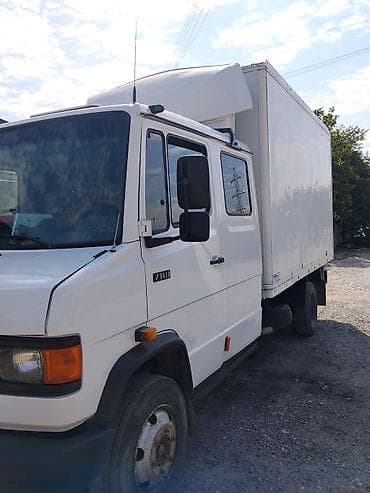 Транспорт: Mercedes-Benz : 1996 г., 4 л, Механика, Дизель, Фургон — 1