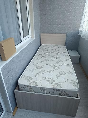 односпальные кроватки: Односпальная кровать с матрасом, пользовались 2 мес. - Размер — 1