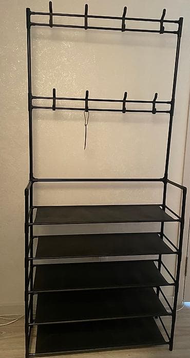 ВЕШАЛКА / ПОДСТАВКА / ДЛЯ ЛЕГКОЙ ОДЕЖДЫ/