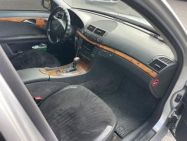 Mercedes-Benz E-Class: 2004 г., 2.6 л, Автомат, Бензин, Седан — 5
