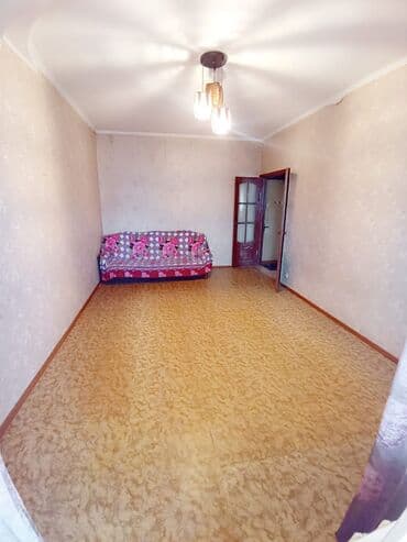 продаю квартиру 8 мкр: 1 комната, 42 м², 106 серия, 8 этаж, Косметический ремонт — 2