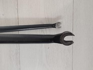 вилка велосипеда: Продаю все что на фото вилка 4130 с кольцом, якорем и топекопом - цена — 4
