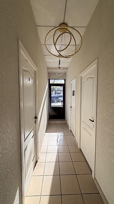 аренда офисс: Аренда офисов, 10 м², В административном здании, 1 линия — 6