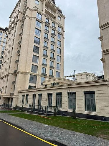 Квартиры: 3 комнаты, 100 м², Асанбай мкр 10 этаж, ПСО (под самоотделку) — 1