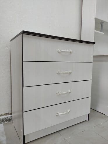 тумбы комоды с зеркалом: Комод для одежды, Новый, С зеркалом, ЛДСП, цвет - Белый, Бесплатная доставка — 1