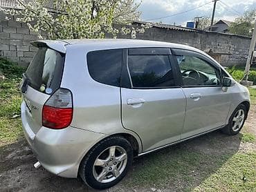 Honda Fit: 2003 г., 1.3 л, Вариатор, Бензин, Хэтчбэк