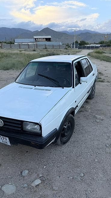 авто портер: Volkswagen Jetta: 1987 г., Седан — 3