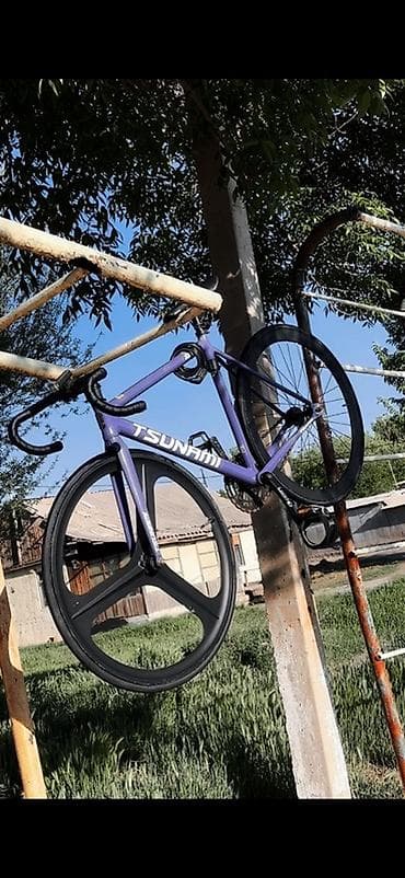 колесо от фикса: Переднее велосипедное колесо с литыми спицами (3 луча). - Диаметр — 2