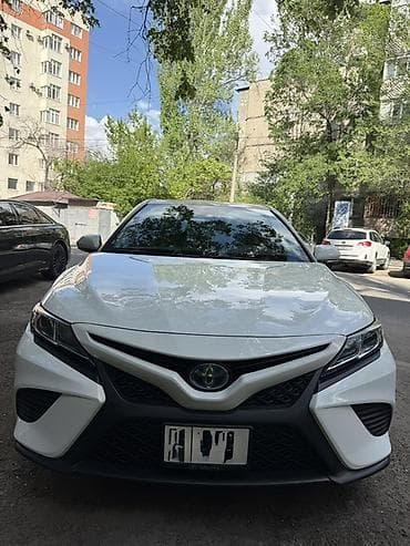 prius v: Toyota Camry: 2020 г., 2.5 л, Автомат, Гибрид, Седан — 3