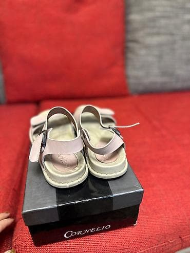 Босоножки, сандалии, шлепанцы: Басаножки кожаные турция 36 размер (почти новые) бледно-розового — 2