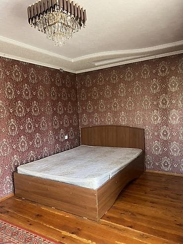 Спальные гарнитуры: Продается спальный гарнитур,все в комплекте — 2