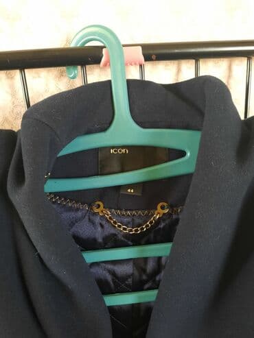 Продаю польта б/у