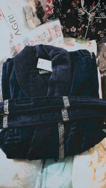 домашние халаты больших размеров: Мужской домашний костюм, S, XS, M, Новый, цвет - Айвори, Самовывоз — 1