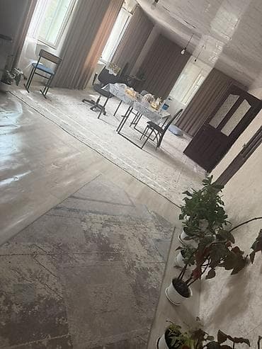 🏠 Продаётся 3-комн. дом + швейный цех под бизнес! 📍 ж/м Ак-Босого 🟩 lalafo.kg да 🏠 Продаётся 3-комн. дом + швейный цех под бизнес! 📍 ж/м Ак-Босого 🟩