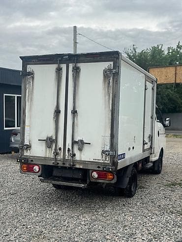 присеп реф: Hyundai Porter: 2019 г., 2.5 л, Автомат, Дизель, Фургон — 4