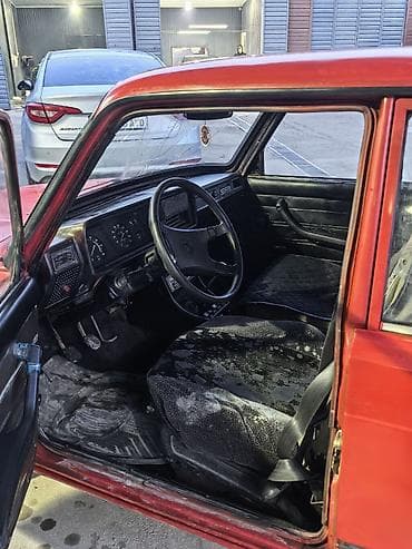 mitsubishi karisma: ВАЗ (ЛАДА) 2107: 1992 г., 1.5 л, Механика — 5