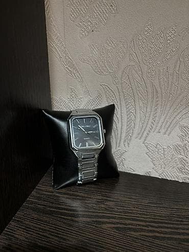 Аксессуарлар: Классикалык сааттар саат, Унисекс, Жаңы — 2