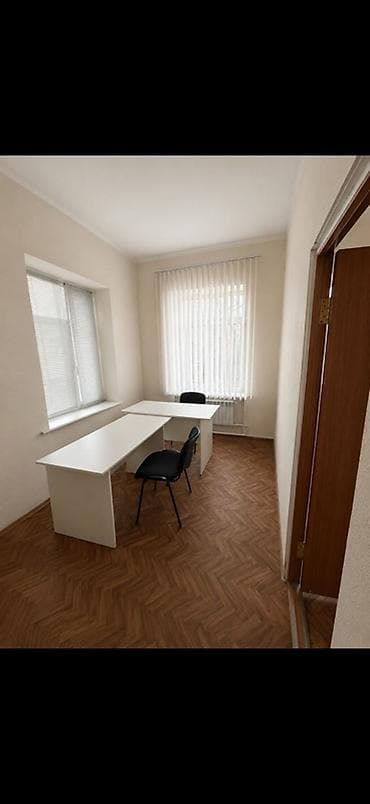 офис тунгуч: Аренда офисов, 150 м², В жилом комплексе, С видом на горы, 1 линия, С оборудованием — 3