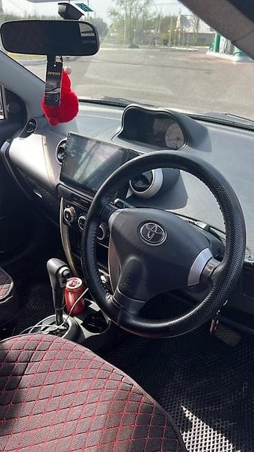 Toyota: Toyota Ist: 2004 г., 1.3 л, Автомат, Бензин, Хетчбек — 5