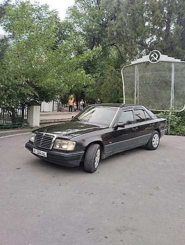 мерс срочно: Mercedes-Benz W124: 1989 г., 2.3 л, Механика, Газ, Седан — 8