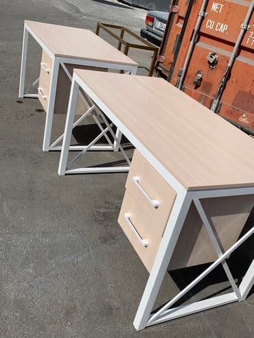 стол рабочий офисный: Стол с тумбочкой 
Офисный стол с тумбой — 5