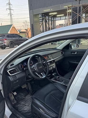 mersedes e211: Kia K5: 2018 г., 2 л, Автомат, Газ, Седан — 4