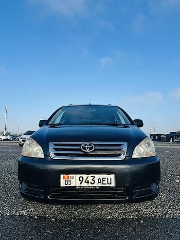 id 4: Toyota Avensis Verso: 2003 г., 2 л, Ручные, Бензин, Минивэн — 4