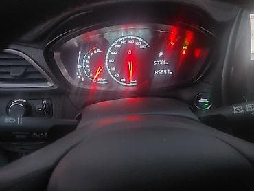 spark premier: Chevrolet Spark: 2019 г., 0.1 л, Вариатор, Бензин, Хэтчбэк — 8