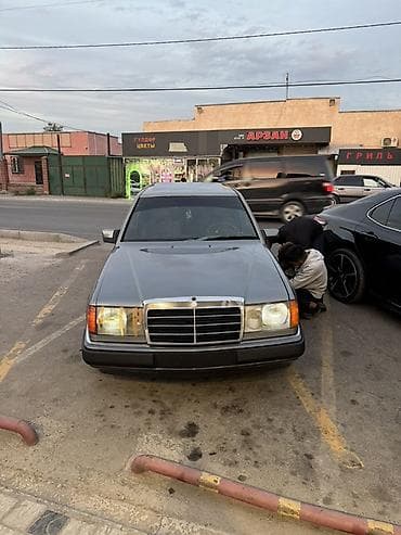 Mercedes-Benz W124: 1990 г., 2.3 л, Кол менен иштөөчү, Бензин, Седан — 9