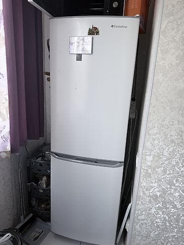 старый холодильник: Продается холодильник в хорошем состоянии полностью рабочий! — 2