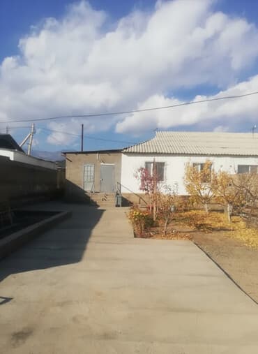 куплю дом с магазином: Полдома, 85 м², 4 комнаты, Собственник, Косметический ремонт — 1