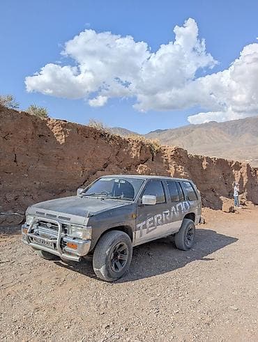 терана: Nissan Terrano: 1993 г., 3 л, Автомат, Бензин, Внедорожник — 6
