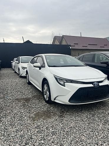 corolla: Toyota Corolla: 2021 г., 1.8 л, Вариатор, Гибрид, Седан — 3