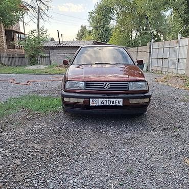 вента бампер: Volkswagen Vento: 1992 г., 1.8 л, Автомат, Бензин, Седан — 2