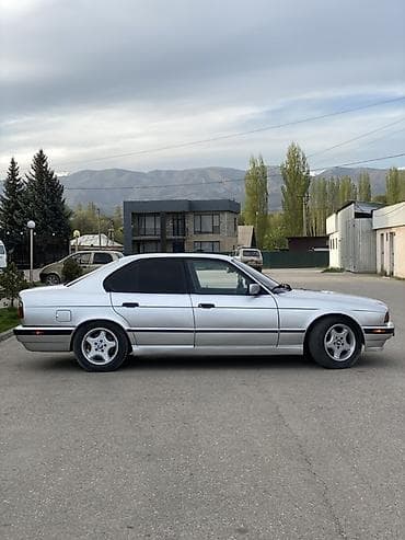 kia morning 2012: BMW 520: 1992 г., 2.5 л, Ручные, Бензин, Седан — 3