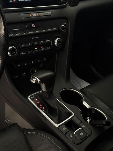 01: Kia Sportage: 2020 г., 2 л, Автомат, Дизель, Кроссовер — 10
