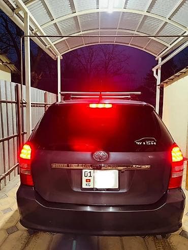 Toyota: Toyota WISH: 2003 г., 1.8 л, Автомат, Бензин, Универсал — 3