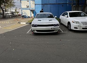 Dodge Challenger: 2024 г., Бензин, Купе