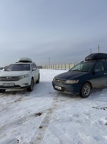 Автомобиль универсал с багажным боксом на крыше - Тип кузова — 3