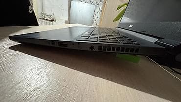 ноутбук 16: Acer Aspire – ноутбук с полноценной клавиатурой и цифровым блоком — 3