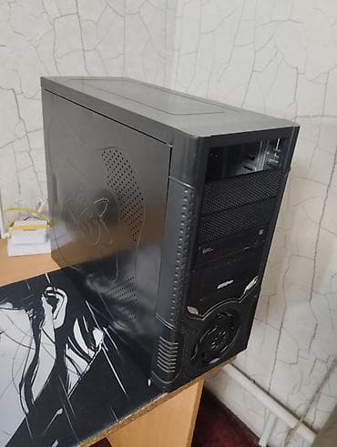 Системный блок в игровом .Виндоус есть тесты будут Delux/Gigabyte