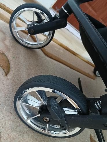 easy walker: Прогулочная коляска Inno Baby (надпись на подножке) в универсальном — 6