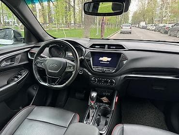 Chevrolet Trailblazer: 2022 г., 1.3 л, Автомат, Бензин, Кроссовер — 8
