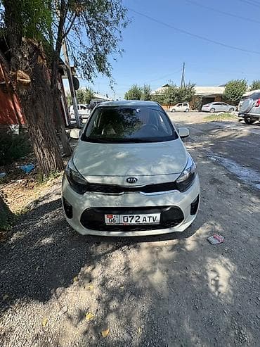 Kia Rio: 2017 г., 0.1 л, Автомат, Бензин, Седан