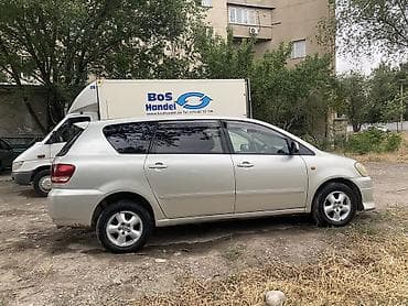 Унаа: Toyota Ipsum: 2002 г. — 5
