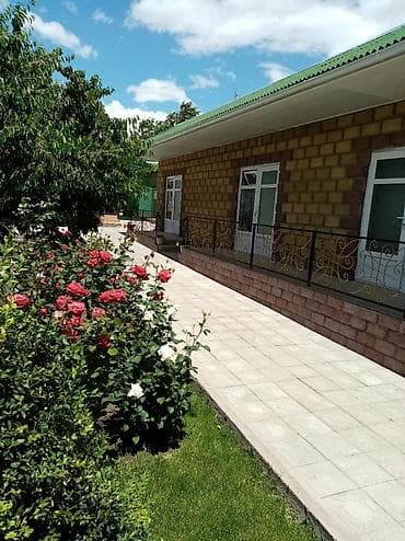 летние: В гостевой дом на иссыккуле требуется горничная на летний период — 1