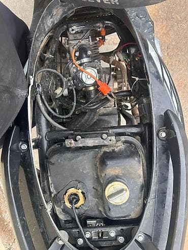 электро мура: Макси-скутер 150 куб. см, Бензин, Б/у — 5